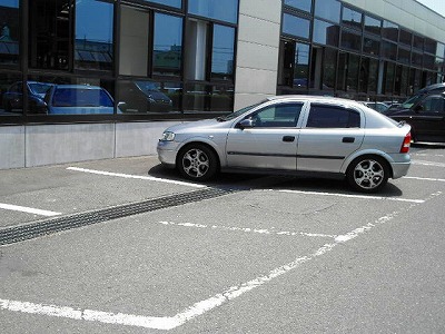 7050802s.jpg